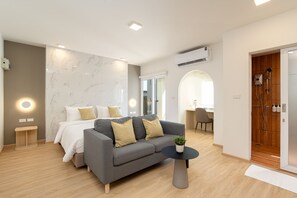 Suite | 1 dormitori, planxa i posts de planxar, wifi gratuïta i roba de llit 