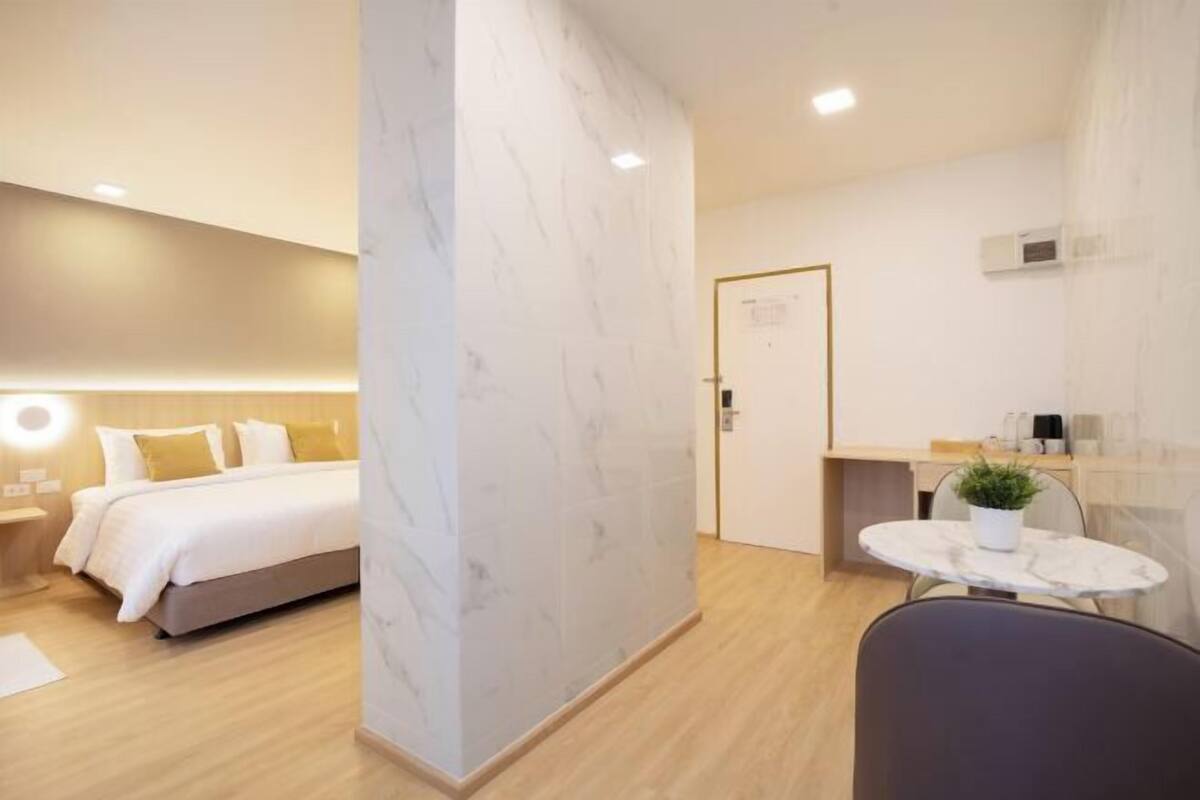 Iron/ironing board (on request), WiFi (free), bed sheets
