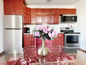 Fridge, microwave, oven, stovetop