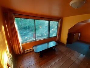 Interior - Chalet sur le Domaine (Sainte-Marguerite-du-Lac-Masson)