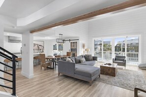 Smart TV, fireplace, DVD player - 3BR Waterfront Modern Home with Canal Views, Pool + Boat Dock | Casa Palmas (Destin)