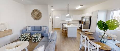 Télévision, baby-foot