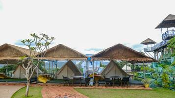 Basic Tent | 1 bedroom, free WiFi, bed sheets