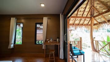 Deluxe-dobbeltværelse - 1 kingsize-seng - ikke-ryger | 1 soveværelse, gratis Wi-Fi