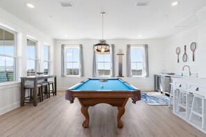 Spielezimmer