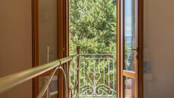 Apartment, 1 Bedroom, Balcony | 2 bedrooms