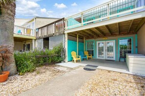 Terrace/patio - Sunny Seaside Townhouse - Your Perfect Summer Escape (Panama City Beach)