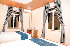 Family Room | Hypo-allergenic bedding, Select Comfort beds, desk, laptop workspace - PHU GIA HOTEL KHACH SAN BAC NINH (Bac Ninh)