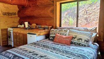 1 habitación, escritorio, wifi gratis y ropa de cama