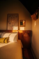 1 quarto, roupas de cama premium, camas com colchões pillow-top