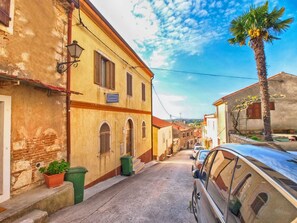 Property grounds - Holiday apartment mit Terrasse (Vrsar)