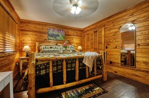 3 Schlafzimmer, Schreibtisch, Bügeleisen/Bügelbrett, WLAN