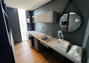 標準客房, 1 間臥室 | 手提電腦工作空間、床單