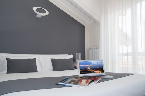 Superior tweepersoonskamer | Luxe beddengoed, donzen dekbedden, pillowtop-bedden