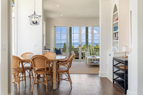 Welcoming! Professionally Decorated with Panoramic Lake Views. One of a kind!