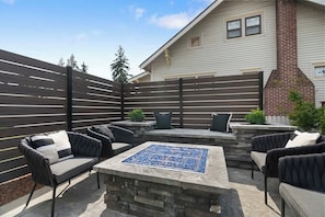 Terrace/patio - The Modern Manor (Puyallup)