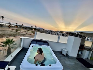 Baignoire à remous extérieure