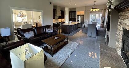 Idaho Falls 6bed4bath Exquisite Home