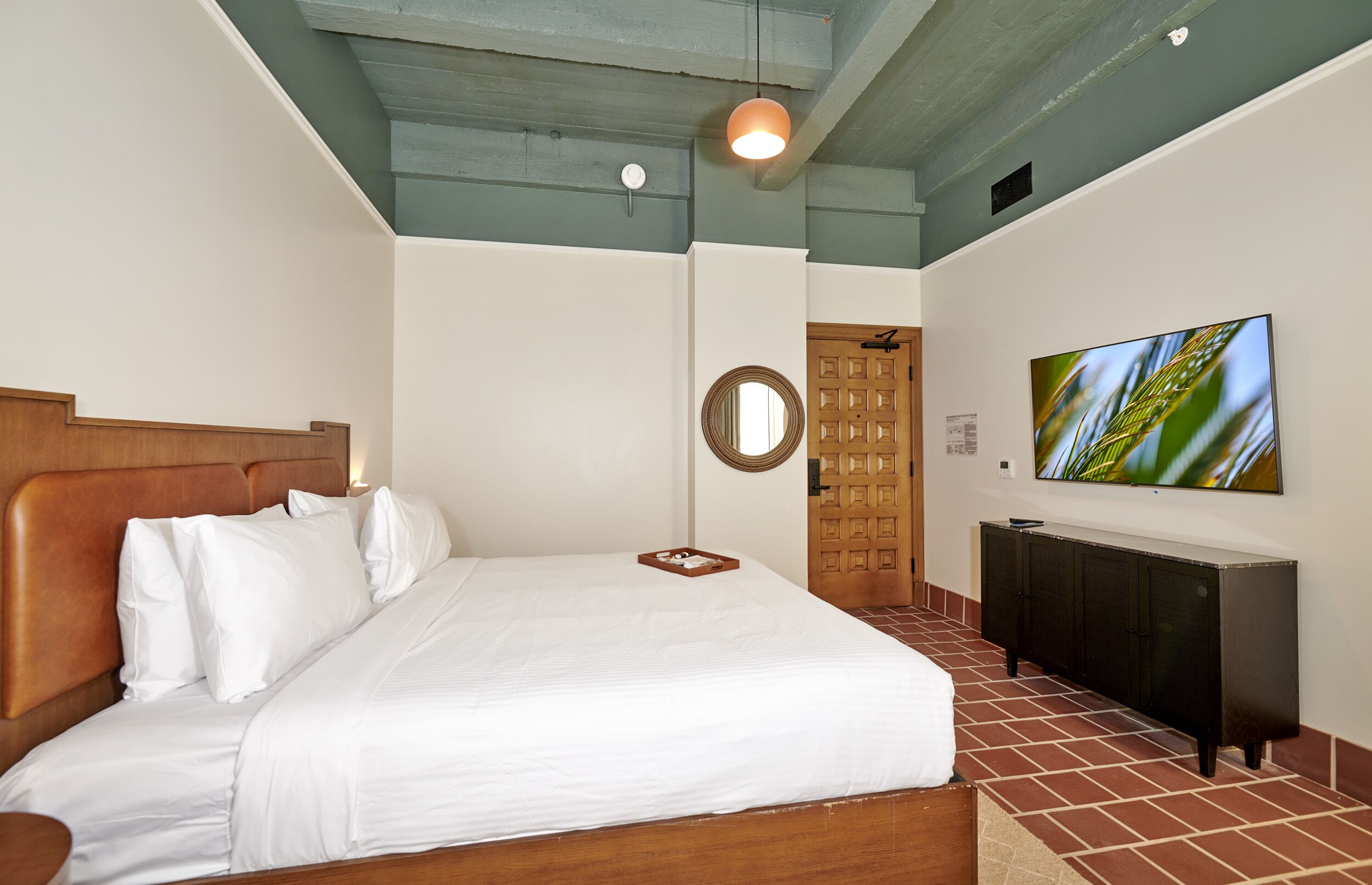 In-room safe, iron/ironing board, free cribs/infant beds, free WiFi