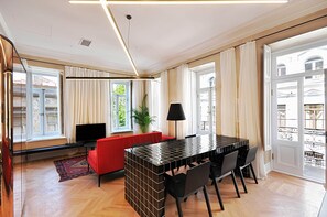 Suite Signature | 1 chambre, décoration personnalisée, ameublement personnalisé
