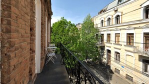Unclassified image, 2 of 34, button - The 10 (Tbilisi)