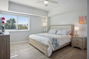 1 室のベッドルーム、アイロン / アイロン台、WiFi (無料)、ベッドシーツ