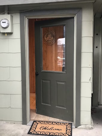 Exterior detail. Downtown Cozy Studio Suite