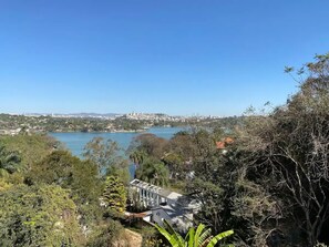 3 bedrooms, desk, iron/ironing board, free WiFi - Recanto da Pampulha (Santa Branca Belo Horizonte)