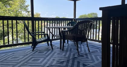 Spacious 3 bed by Wilson Lourdes Hospitals Vestal NY