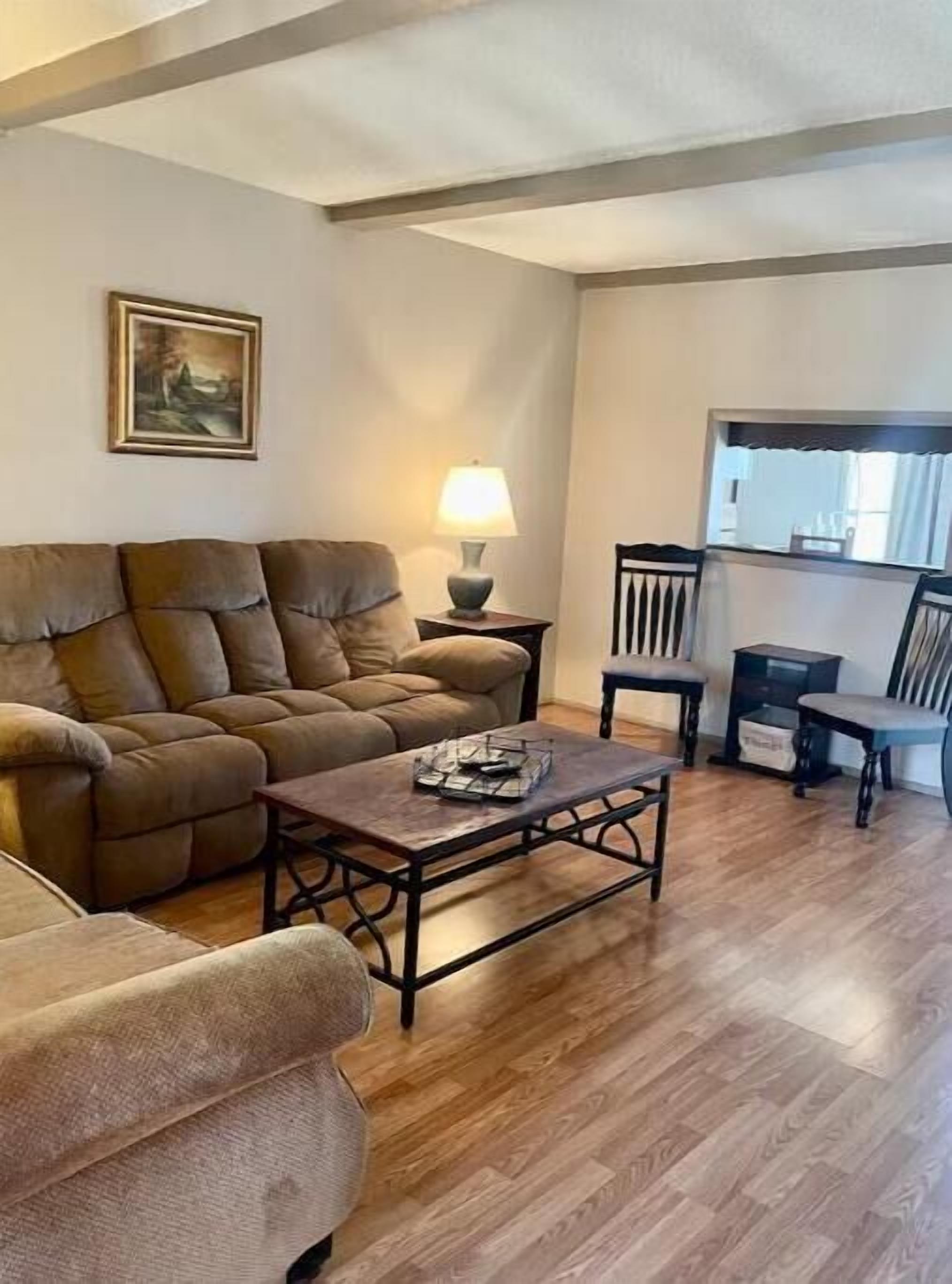 Extended Stay - 3 Bedroom Townhouse