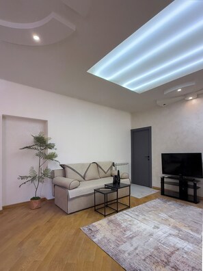 Classic Triple Room - Caribian Hotel Yerevan (Yerevan)