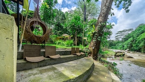 รูปภาพที่ไม่ได้จัดประเภท, 2 จาก 36, ปุ่ม
