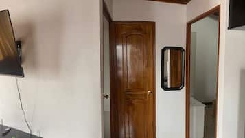 Departamento básico, 2 habitaciones | 2 habitaciones y sábanas de algodón egipcio
