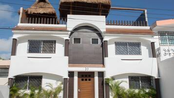 Bagian depan properti