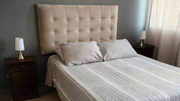 1 dormitori, wifi gratuïta i roba de llit