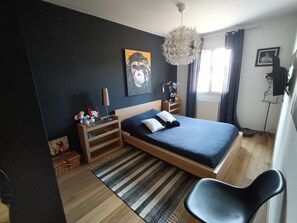 4 chambres, bureau, fer et planche Ă repasser, Wi-Fi gratuit