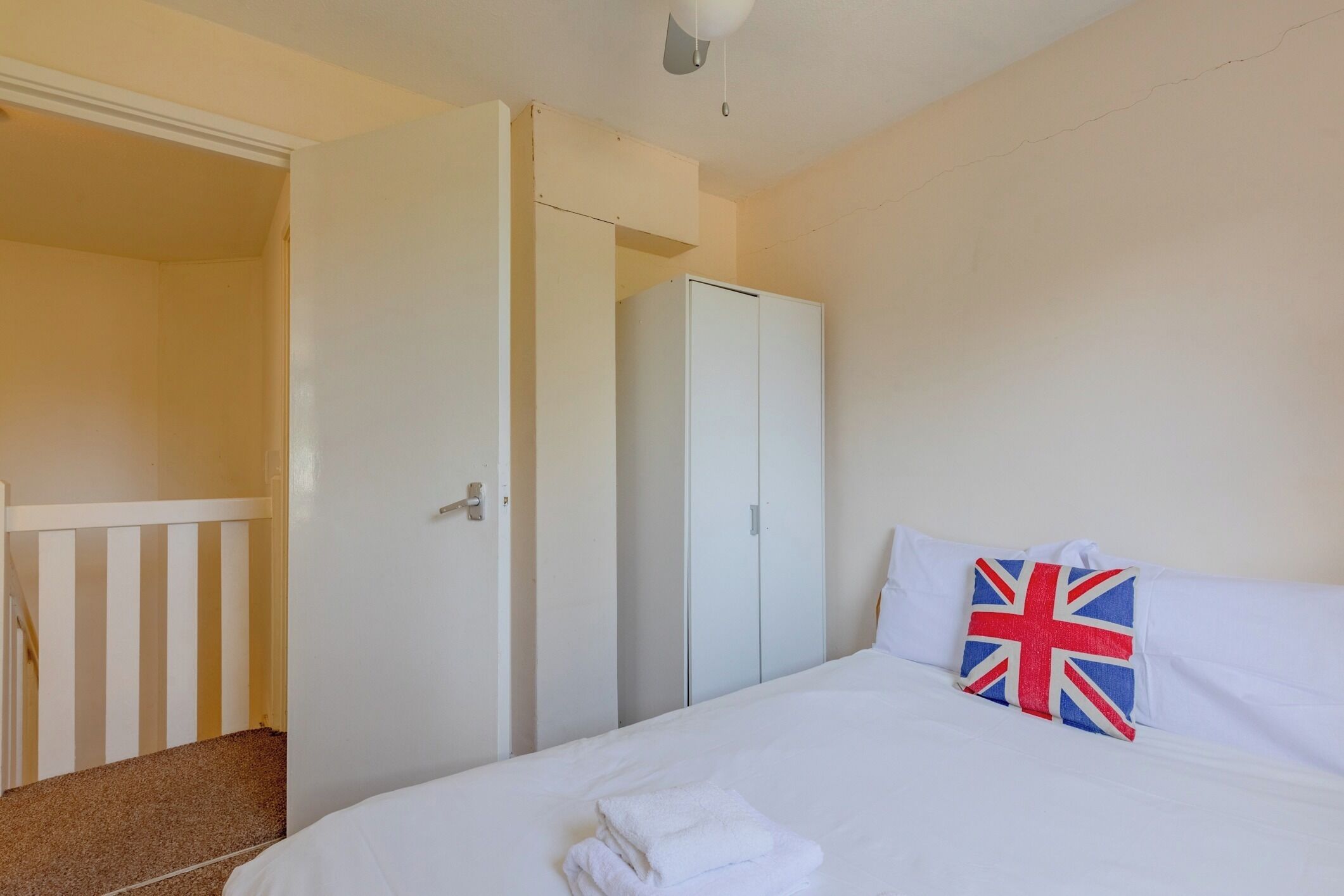 3 Schlafzimmer, Bügeleisen/Bügelbrett, Internetzugang, Bettwäsche