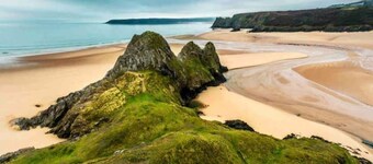 Charming 3 bedroom house with a warmth character