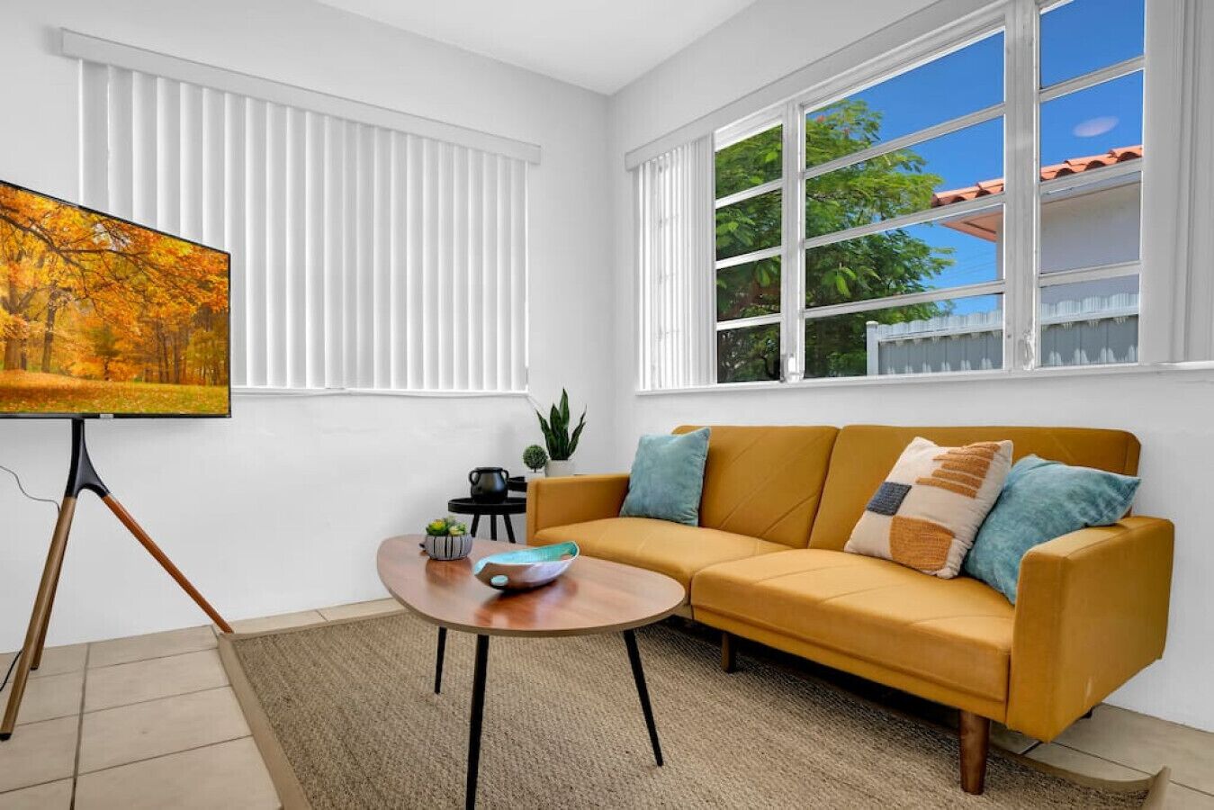 3BR Home with BBQ, Miami Design District