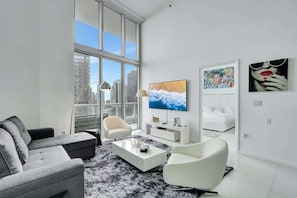 TV connectée, espaces bureaux