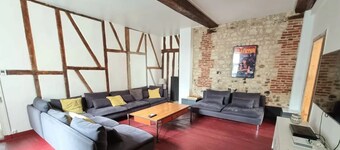 Kinta Panda 🐼 | Pool Table | City Center | 13 + 2 guests