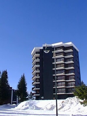 Exterior - 1st floor, balcony, tv, ski locker, 55m², Chamrousse (Chamrousse)