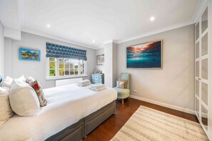 4 bedrooms, iron/ironing board, free WiFi, bed sheets - Church Road - Four Bedroom House, Sleeps 8 (Wimbledon Village)