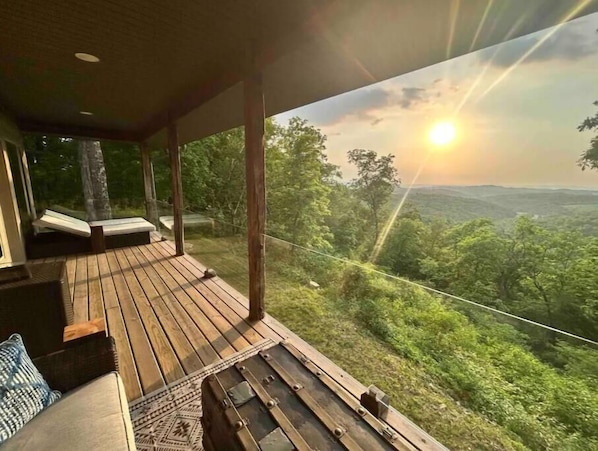 Terrace/patio - Soaker Tub & Sunset Sugarloaf Retreat (Mindoro)