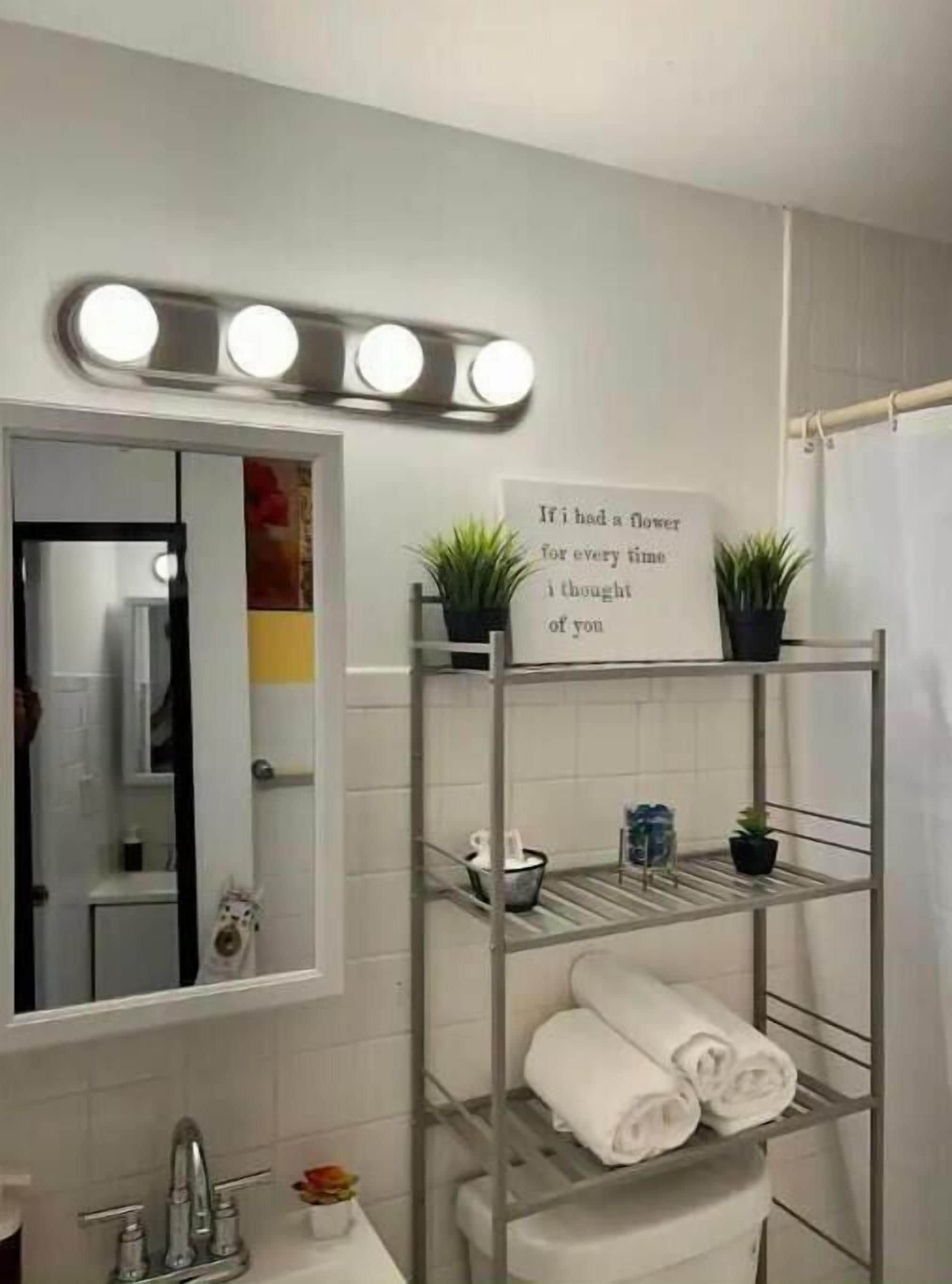 Hårtørrer, håndklæder, Sæbe, Shampoo