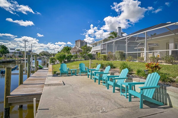 Property grounds - Casa Bonita, "Sun & Fun"-On Canal with Pool (Bonita Springs)