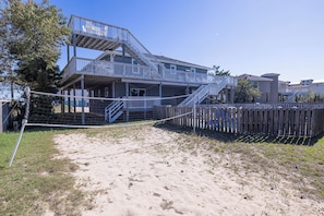 Exterior - Blue Ocean- Steps to Beach, Private Pool, Slps 16 (Virginia Beach)