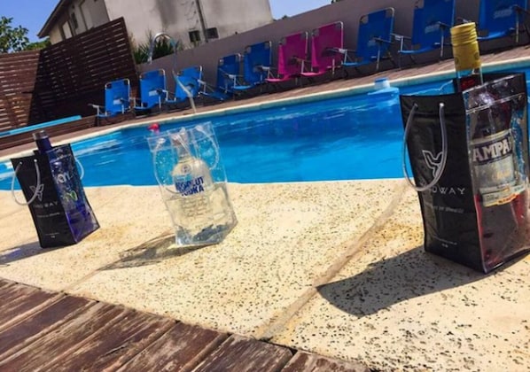 Seasonal outdoor pool - HOTEL ROYAL (Villa Gesell)