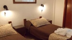 Classic Twin Room - HOTEL ROYAL (Villa Gesell)