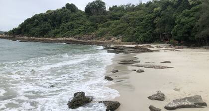 Thai Neighbourhood Duplex Stay- 3 bedroom Home with Close Proximity to the Beach